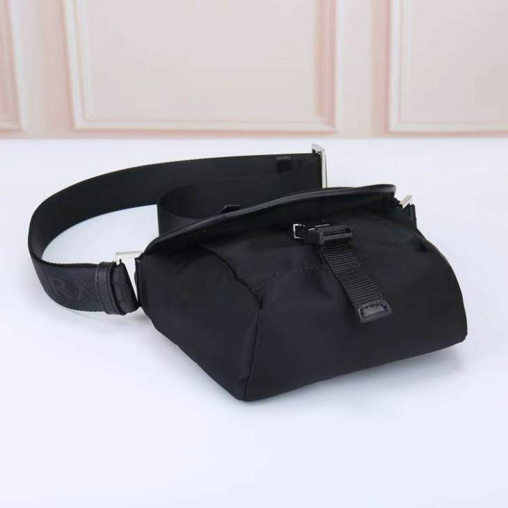 Picture of Prada Mens Bags _SKUfw169652173fw